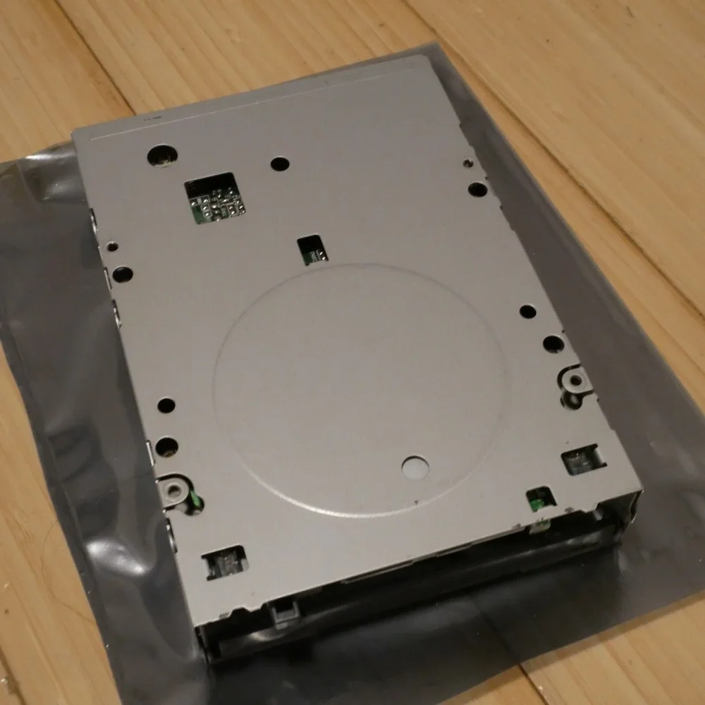 Samsung TriGem SFD-321B 3.5 inch Internal Floppy Drive FDD - Tested & Working 32